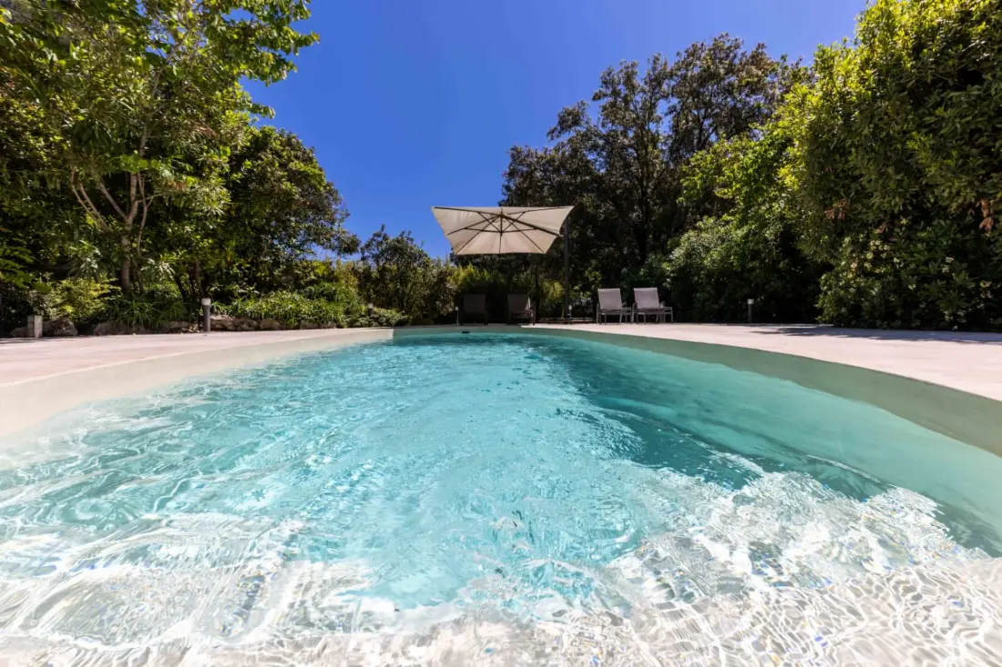 06bv2: Pretty Quiet Cottage With Swimming Pool