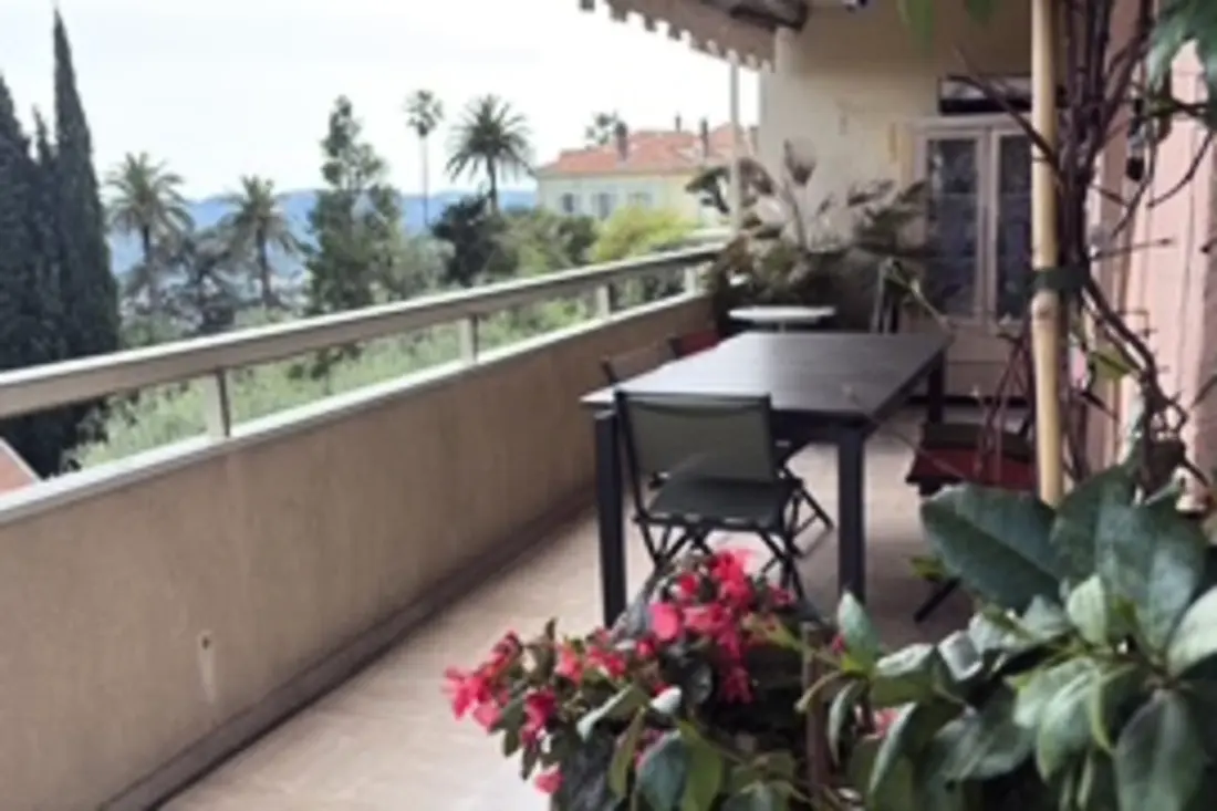 Gyönyörű 4 hálószoba Sea View Apartman - Clim - úszómedence - Tennis - Park