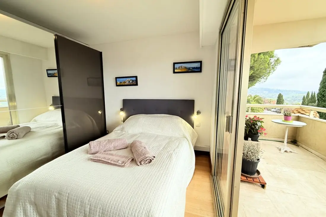 Gyönyörű 4 hálószoba Sea View Apartman - Clim - úszómedence - Tennis - Park