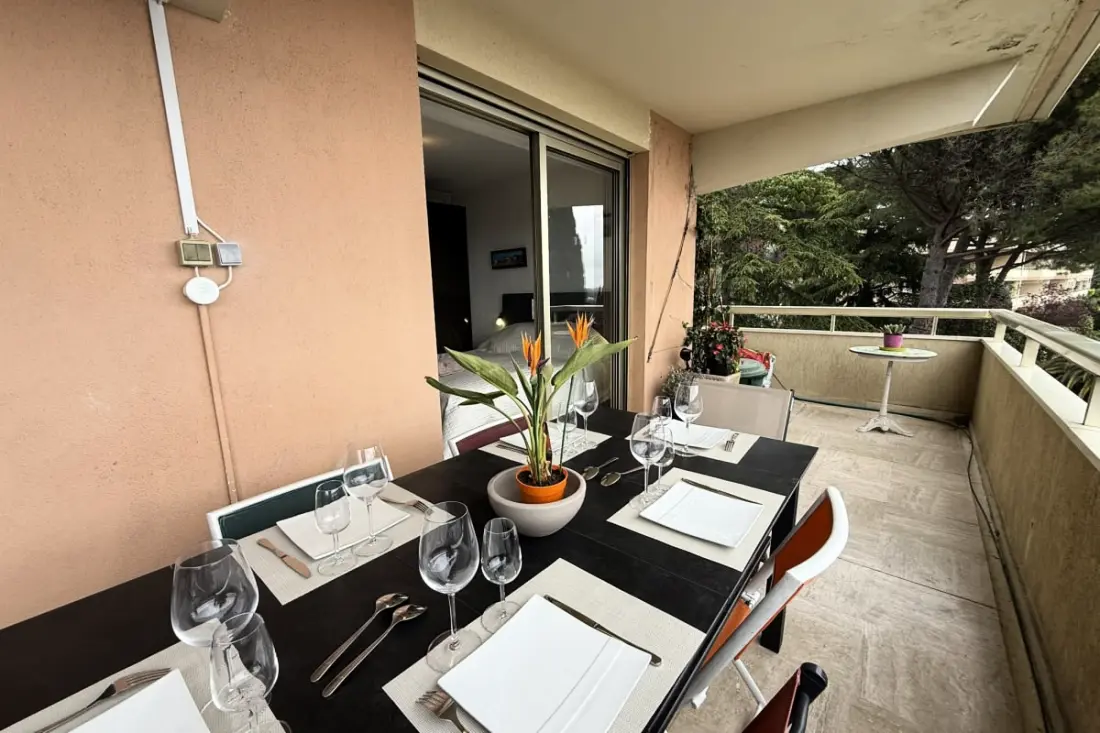 Gyönyörű 4 hálószoba Sea View Apartman - Clim - úszómedence - Tennis - Park