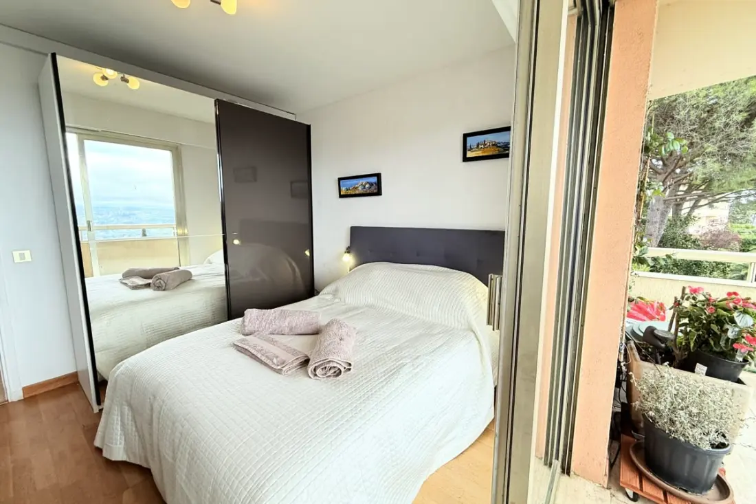 Gyönyörű 4 hálószoba Sea View Apartman - Clim - úszómedence - Tennis - Park