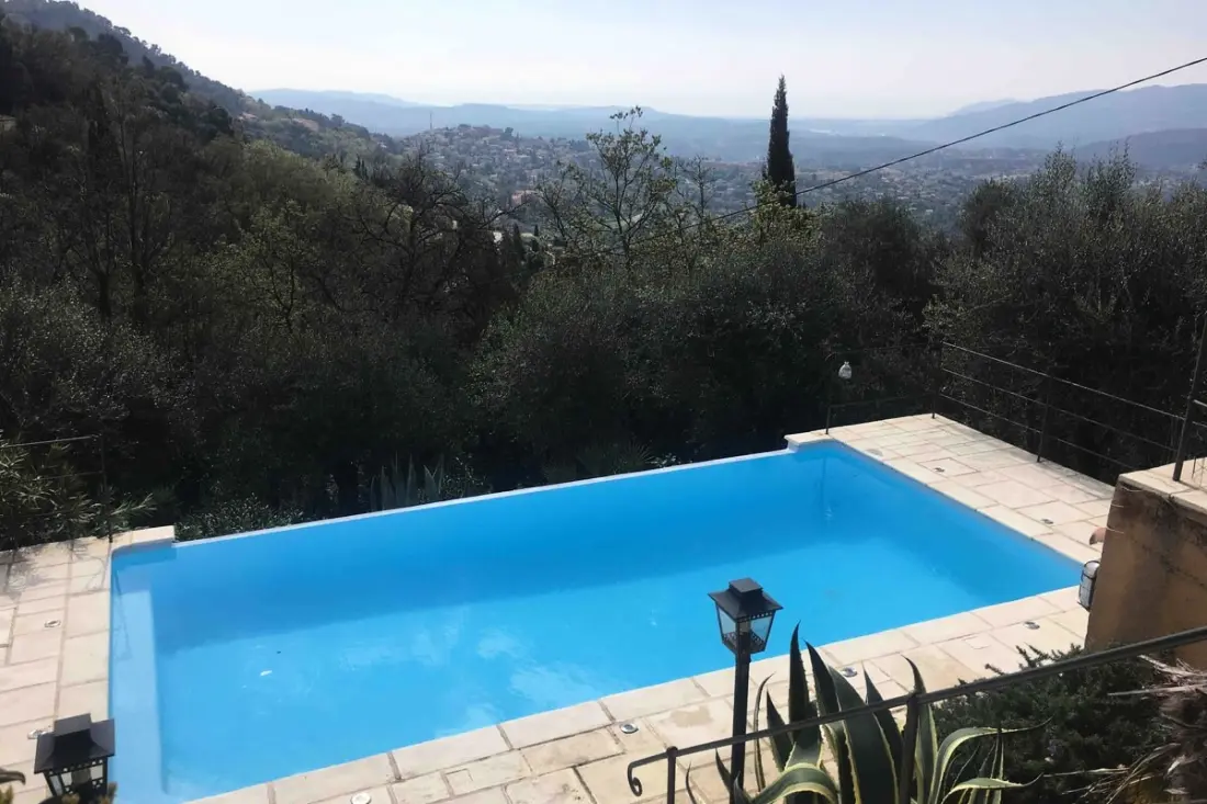 Les Oliviers Villa 6 fő részére naplementekor