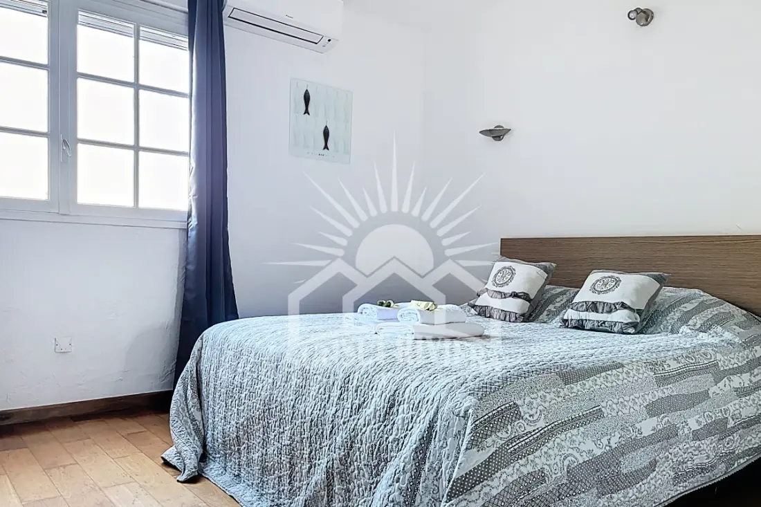 Les Oliviers Villa 6 fő részére naplementekor