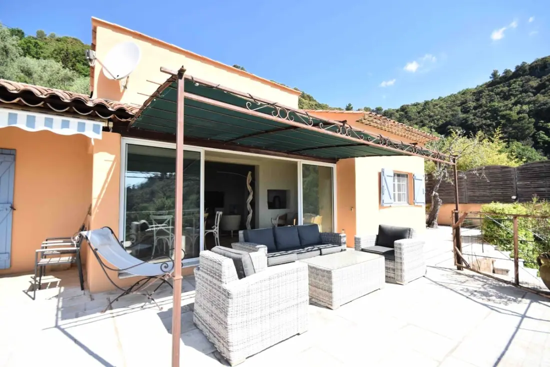 Les Oliviers Villa 6 fő részére naplementekor