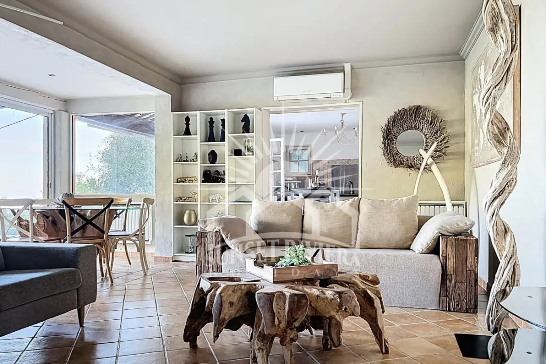 Les Oliviers Villa 6 fő részére naplementekor