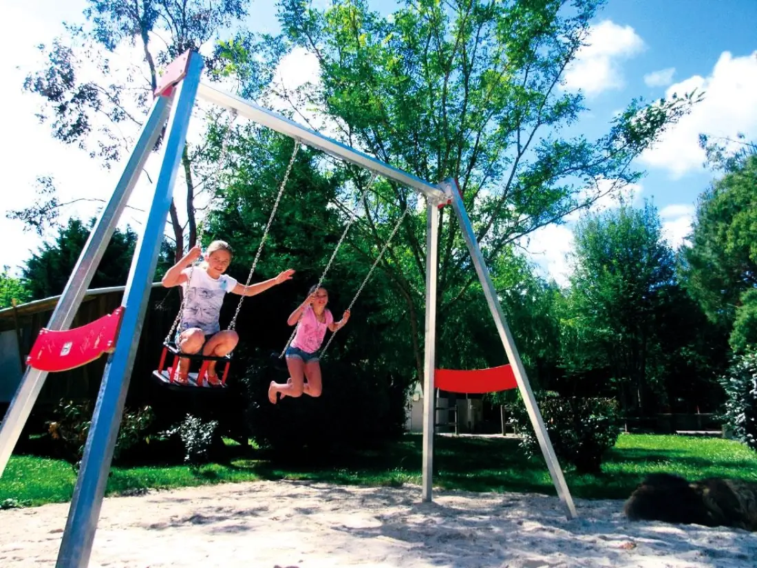 Campsite Des Familles - Nie.