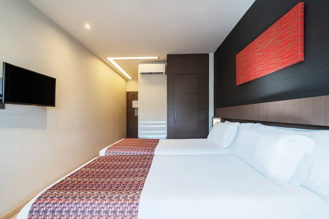 Hotel Granada 4 Stars★★★★