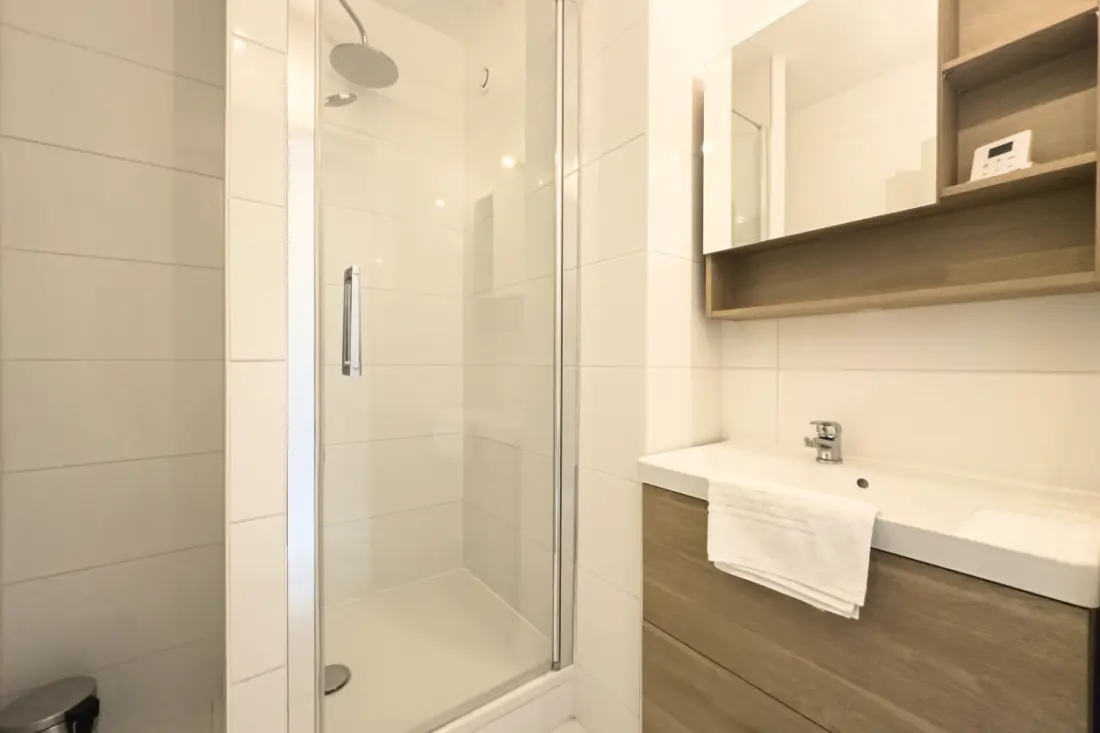 A Charmillas - T4