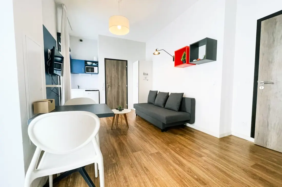 Residence -Studio - Private Residence