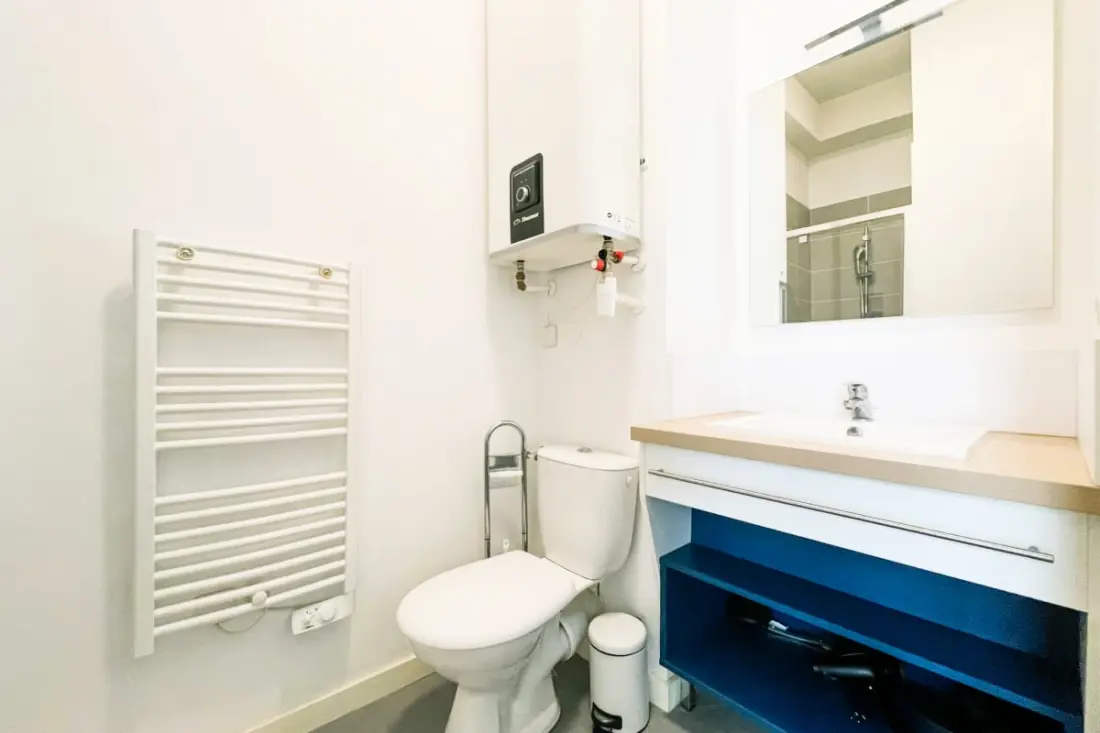 Residence -Studio - Private Residence