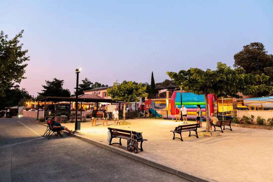 Campsite La Pinède Útvonalterv