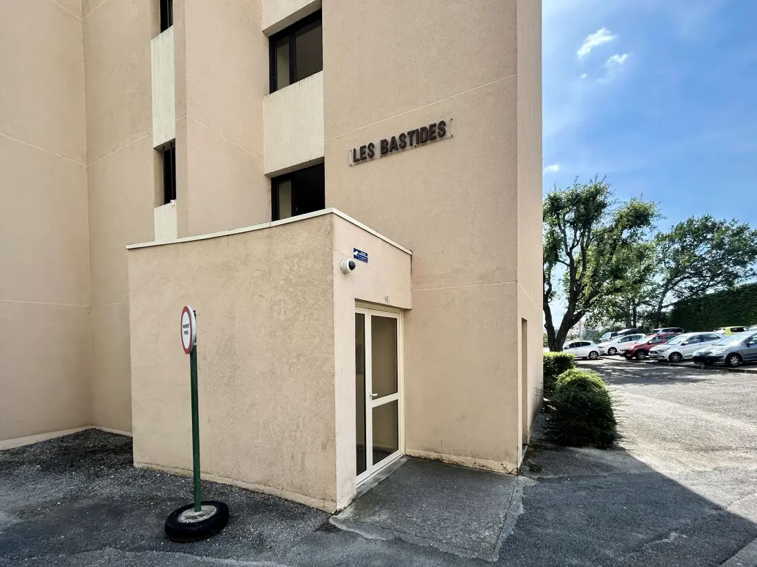 Bastides Residence