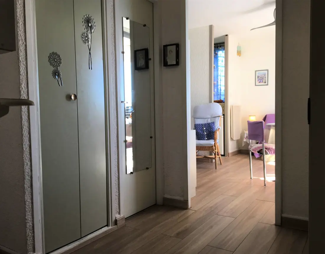 Elan Residence