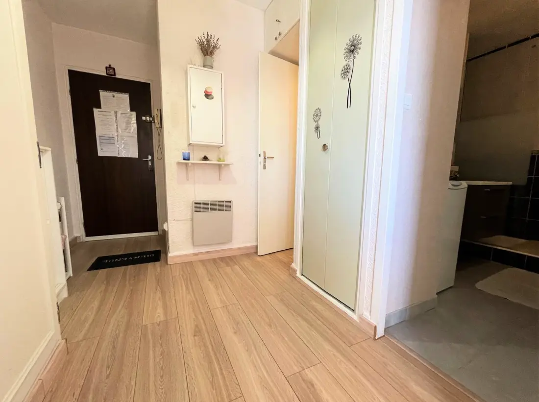 Elan Residence