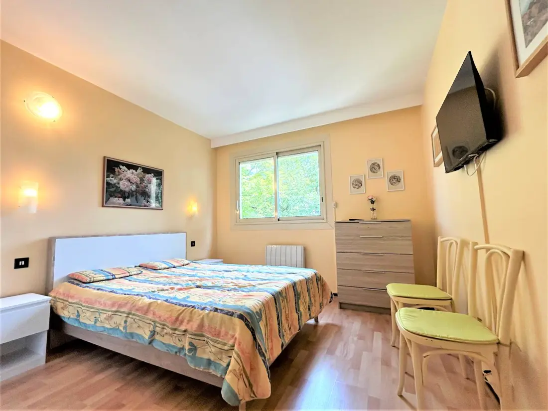 Flore Residence