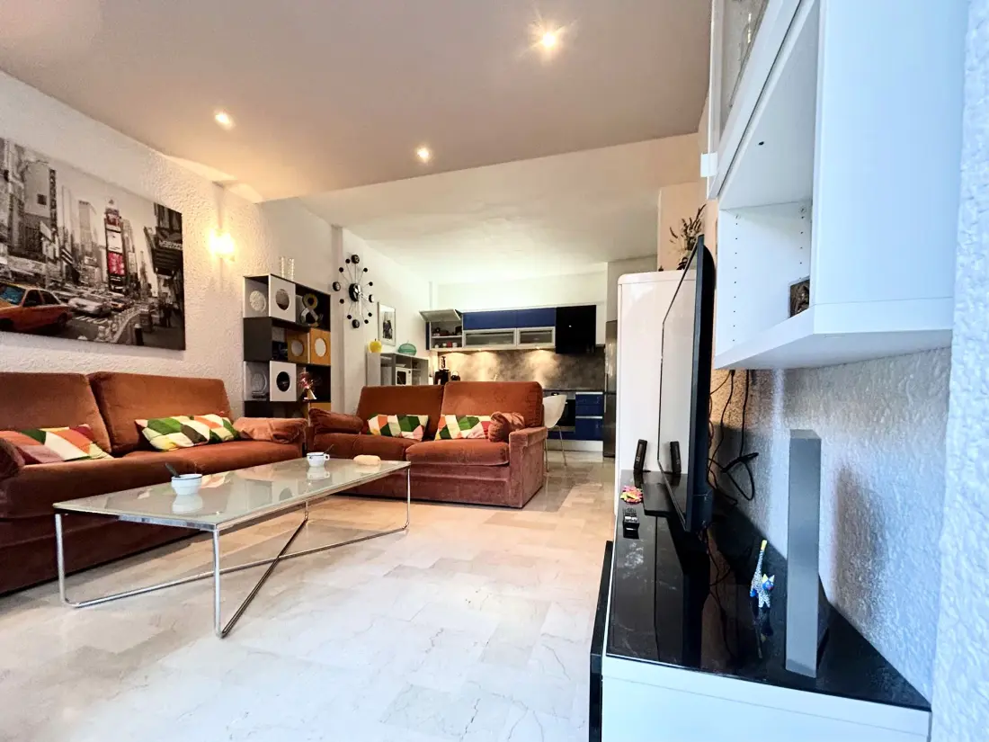 Flore Residence