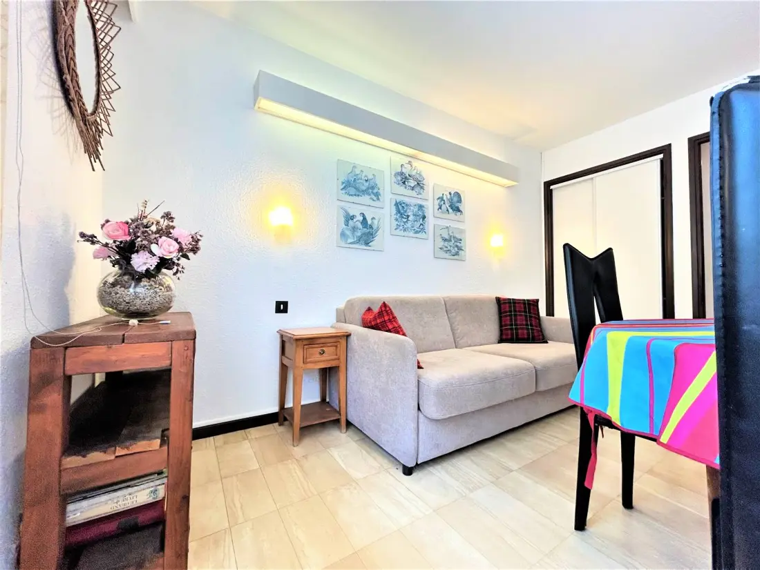 Flore Residence