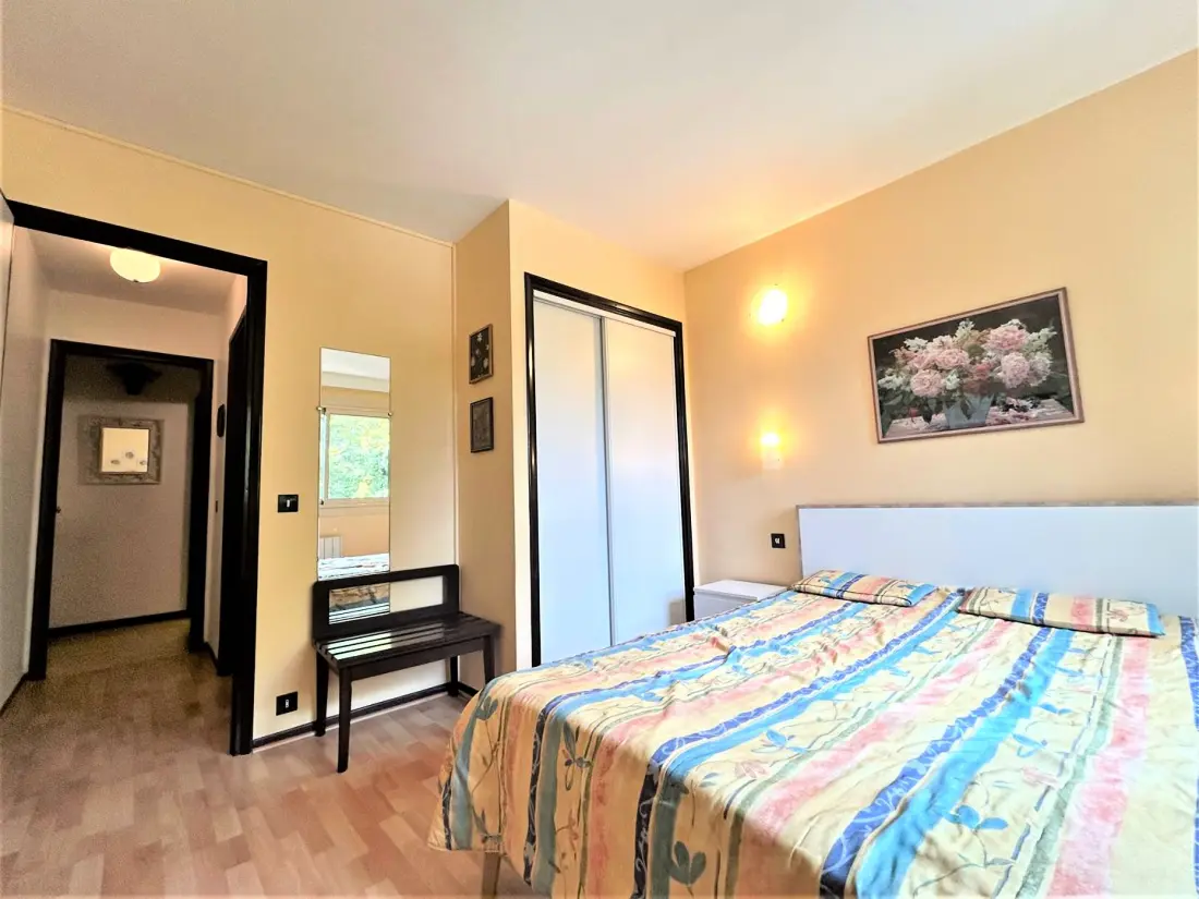 Flore Residence