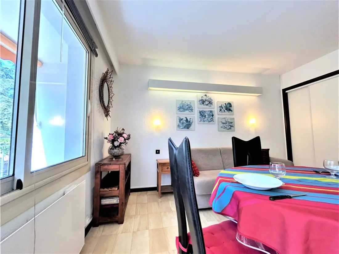 Flore Residence