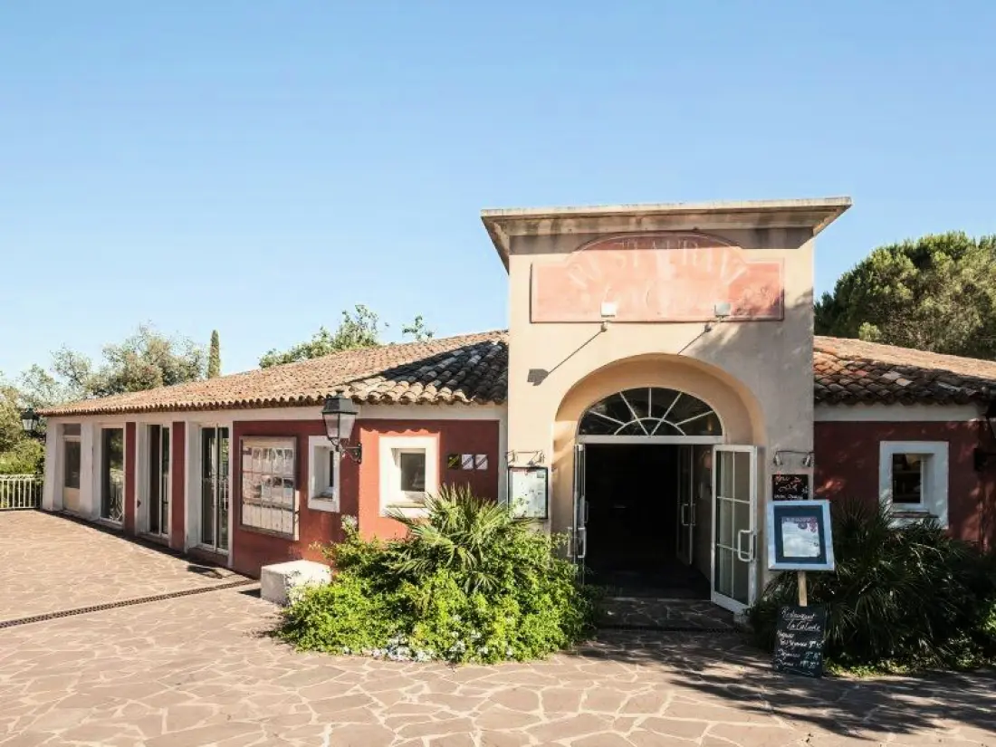 A házak a St Tropezi-öböl Restanques-én - maeva Home