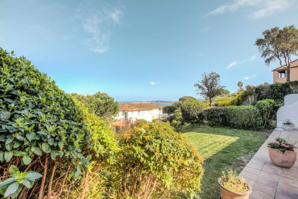 The Bastides in the Restanques of the Gulf of St Tropez - maeva Home