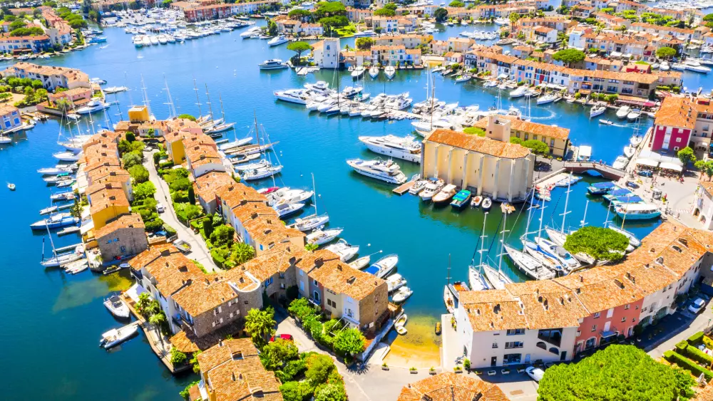 Campsite Tikayan Domaine du Golfe de Saint Tropez 4 Stars★★★★