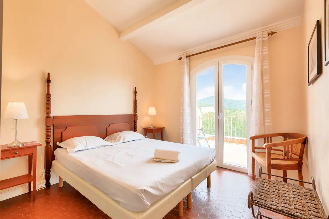 A villák a St Tropezi-öböl Restanques-nál - maeva Home