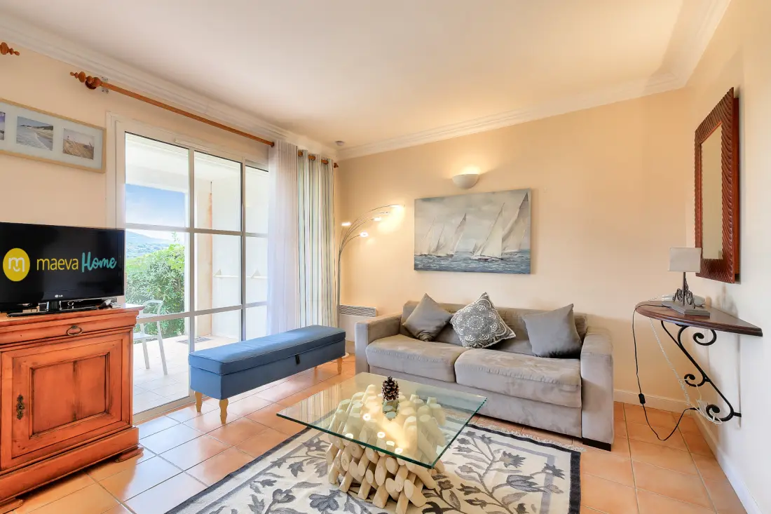 A villák a St Tropezi-öböl Restanques-nál - maeva Home