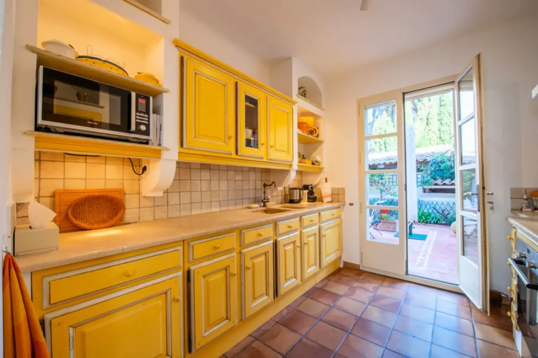 House 135 M2 • View Castle • Grimaud Village