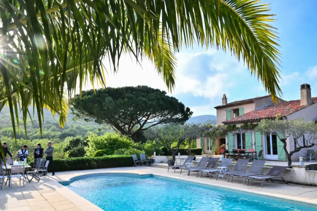 Villa 10 Pers • úszómedence • 5 Suites Grimaud