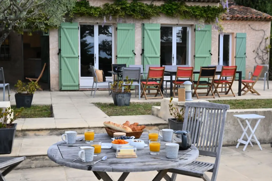 Villa 10 Pers • úszómedence • 5 Suites Grimaud