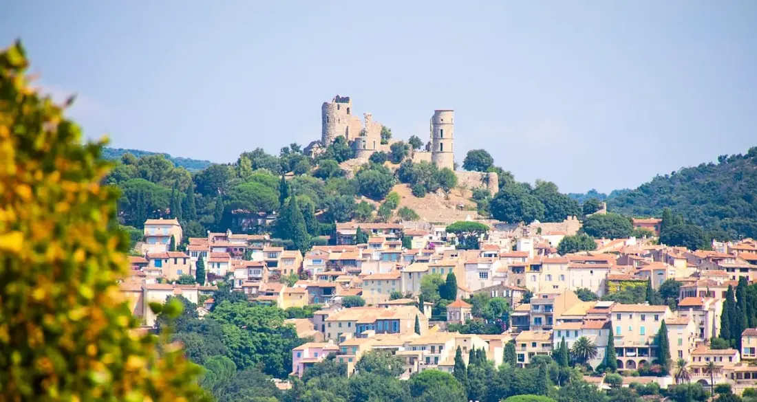 Villa 10 Pers • úszómedence • 5 Suites Grimaud