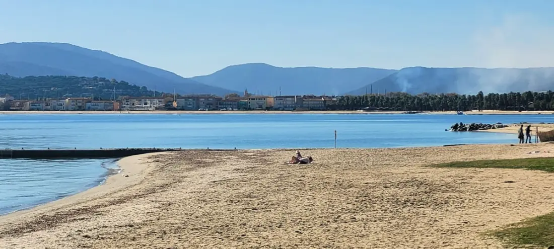 Villa 6 Pers privát strand • úszási medence