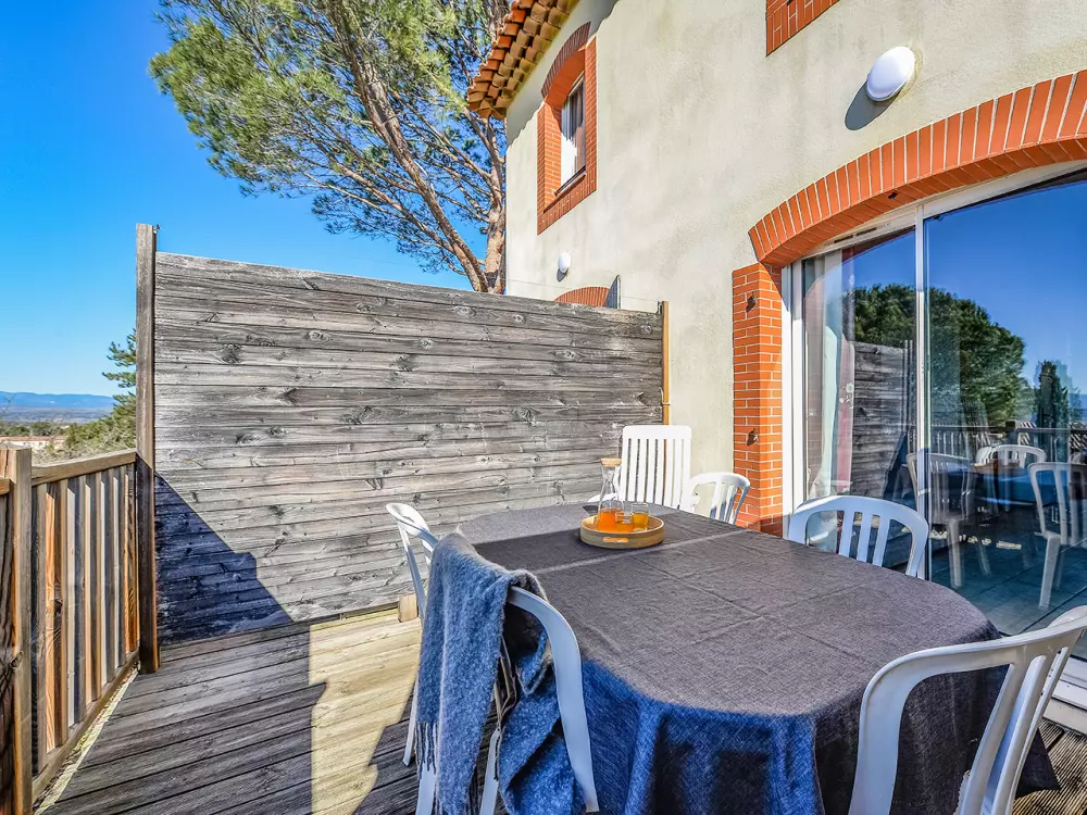 Village Pierre & Vacances Le Rouret 3 étoiles★★★