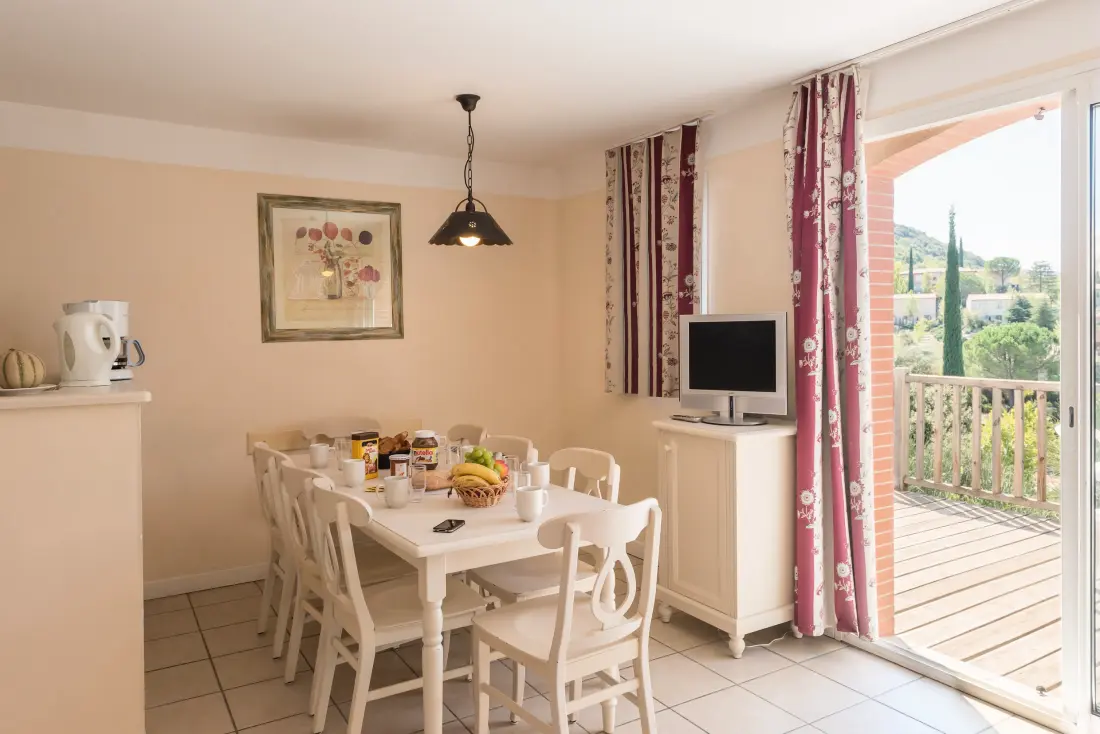 Village Pierre & Vacances Le Rouret 3 Estrellas★★★