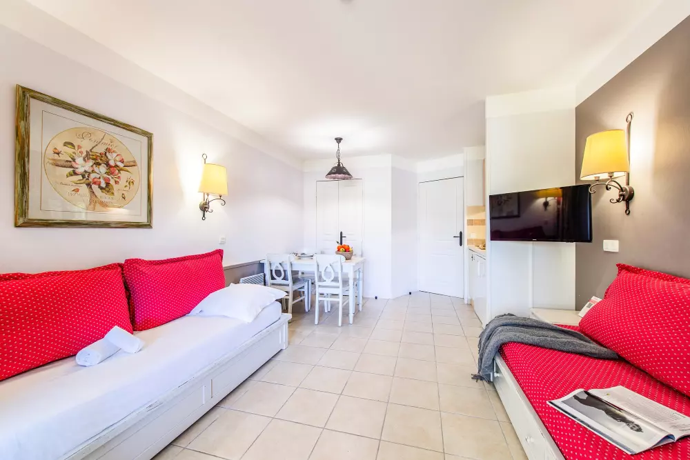 Village Pierre & Vacances Le Rouret 3 étoiles★★★