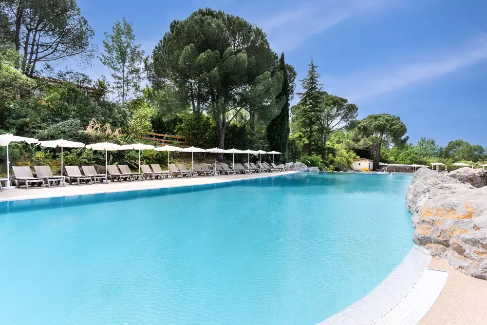 Village Pierre & Vacances Le Rouret 3 étoiles★★★