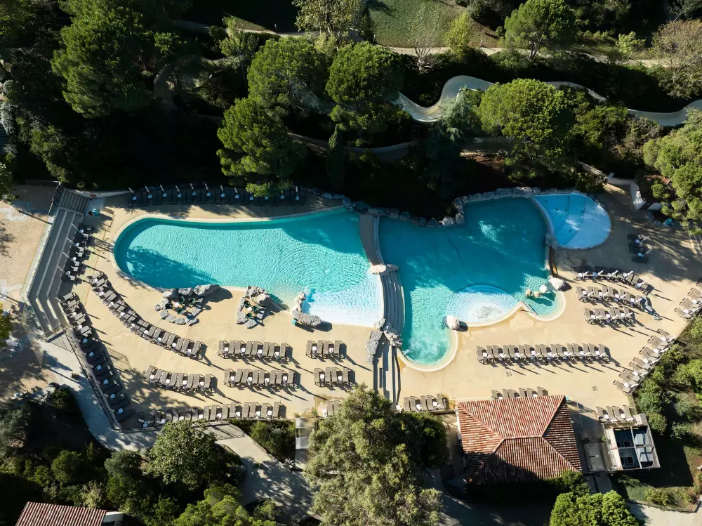 Village Pierre & Vacances Le Rouret 3 étoiles★★★