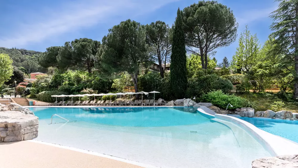 Village Pierre & Vacances Le Rouret 3 étoiles★★★