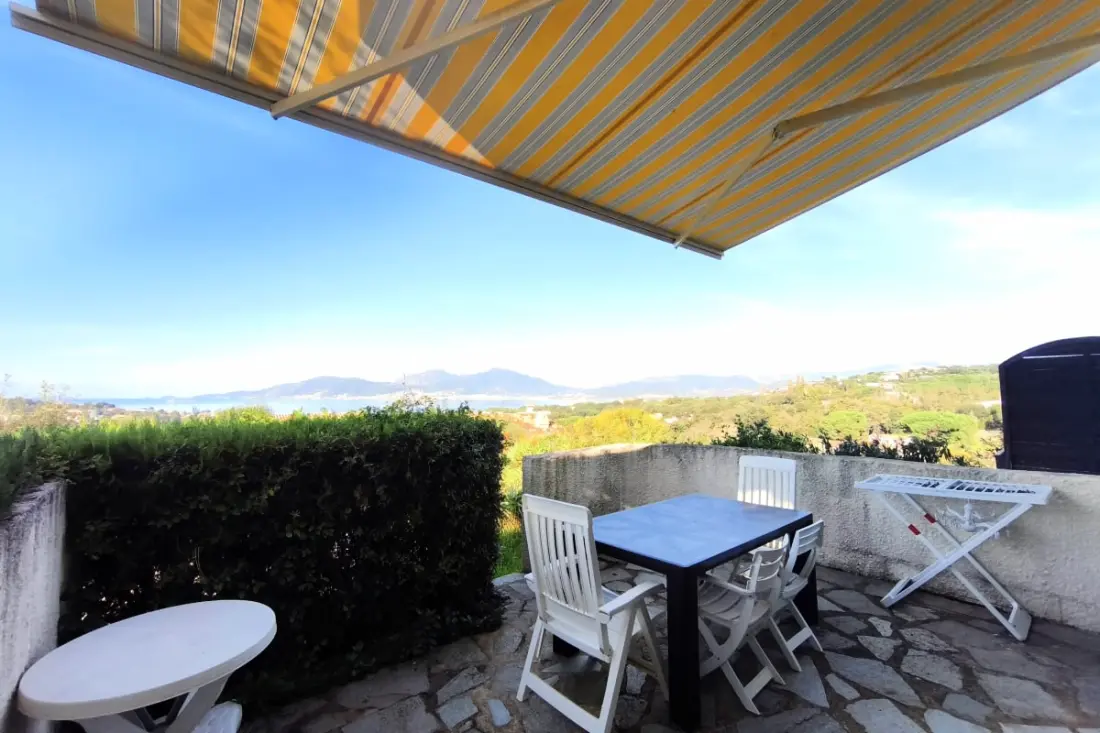 Casa Au Calme à porticcio Úszómedence