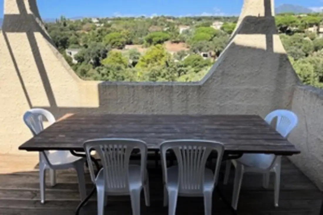 Luminous house for 6 people in Porticcio