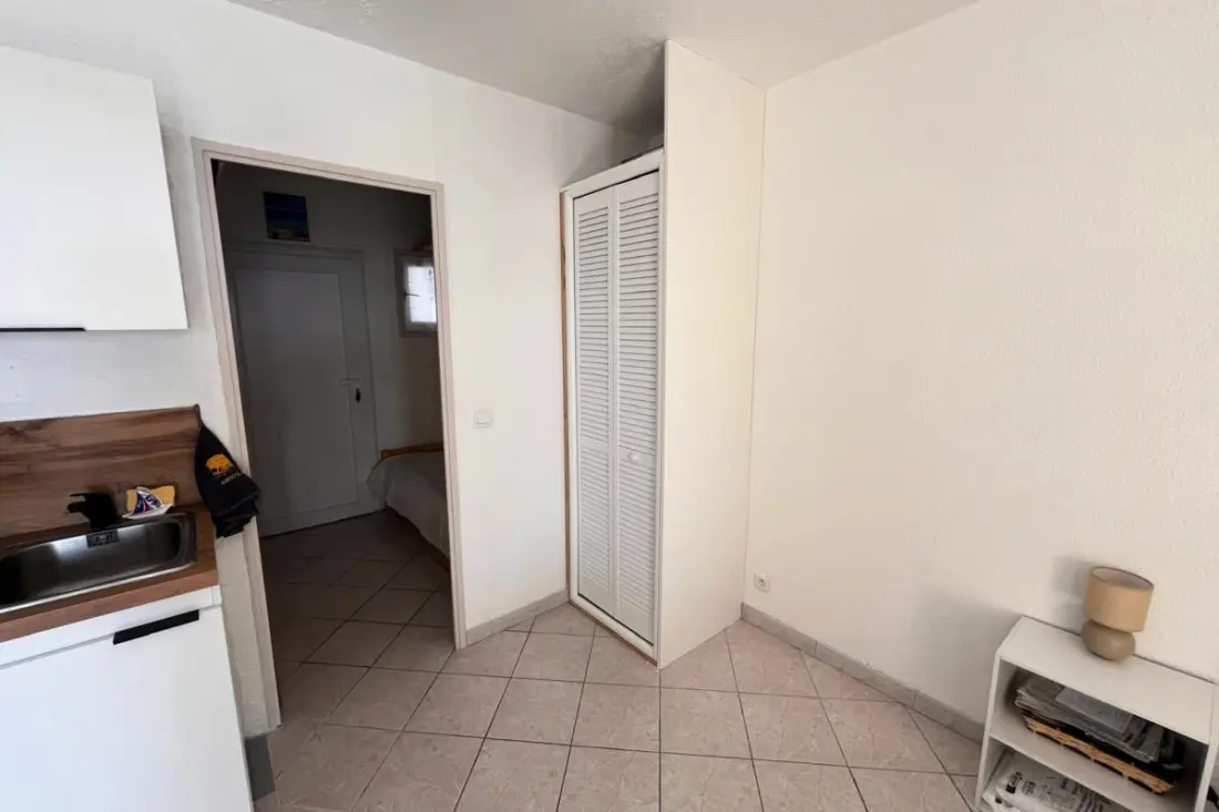 Charming Studio with Sea View, Gruissan