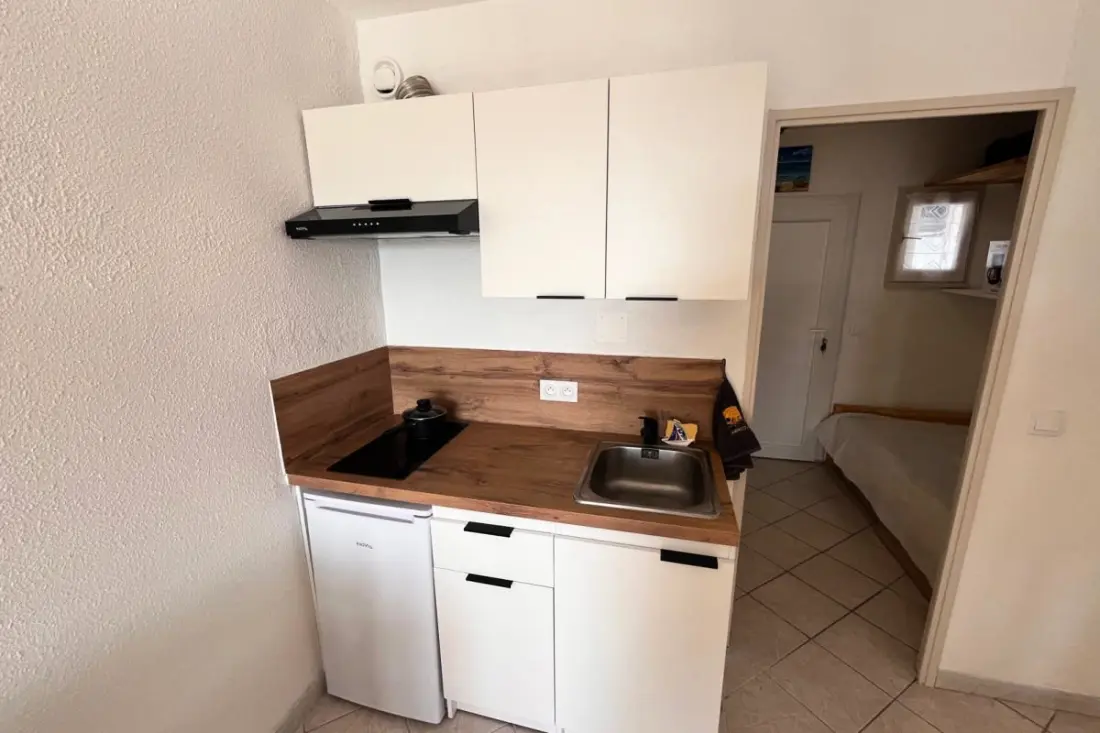 Charming Studio with Sea View, Gruissan