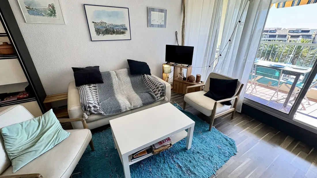 Hublots Du Port Residence