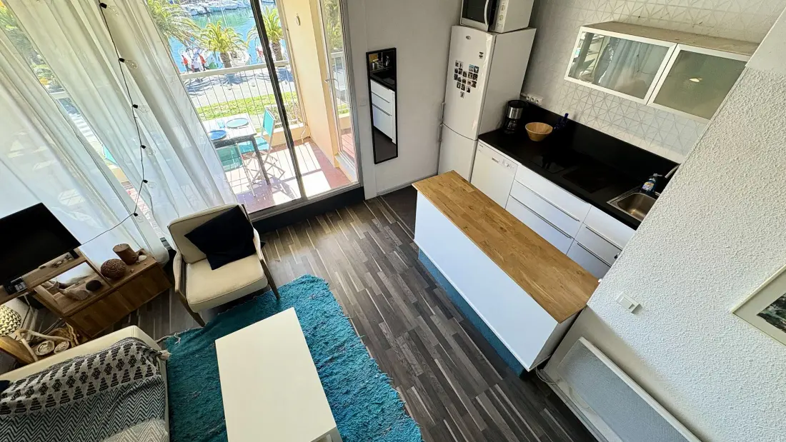 Hublots Du Port Residence