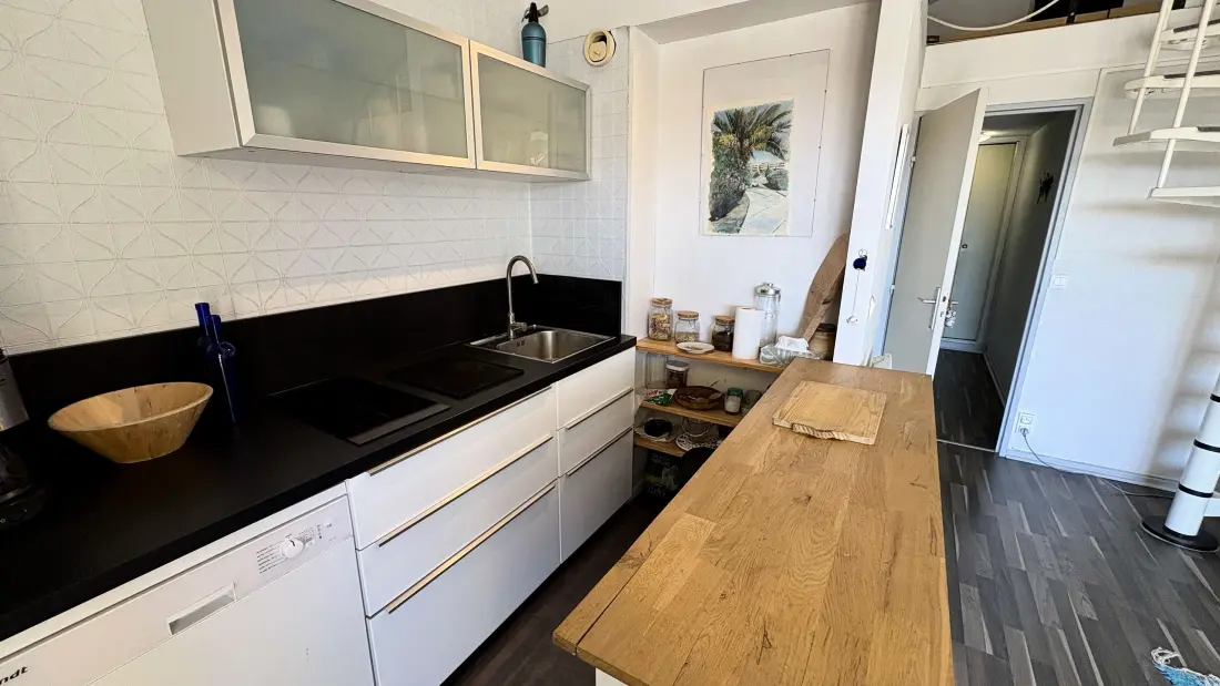 Hublots Du Port Residence