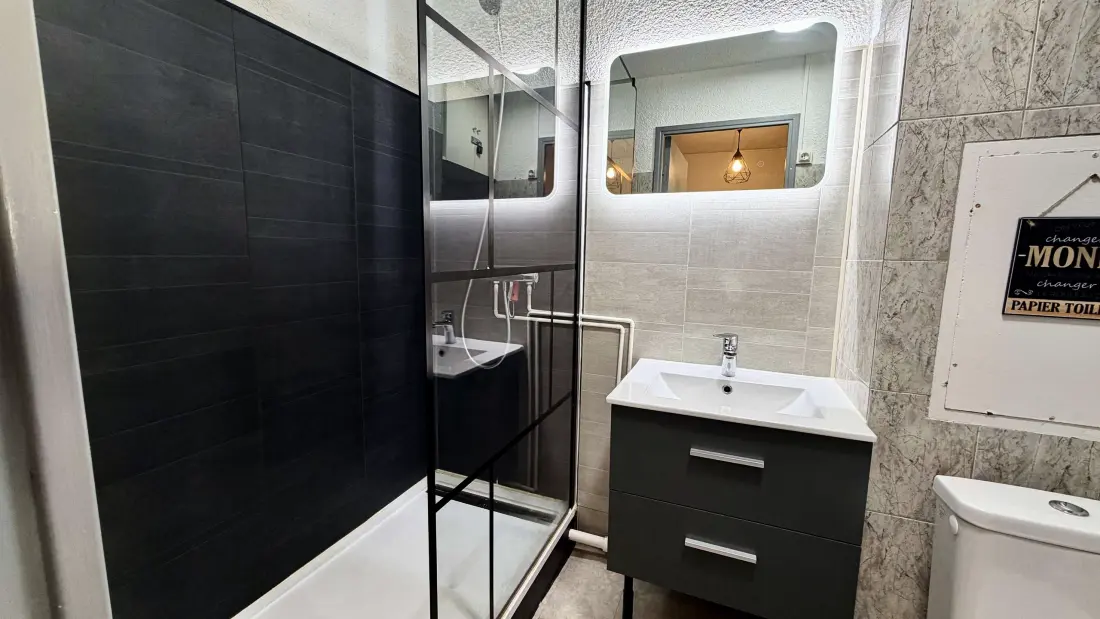 Regates Residence
