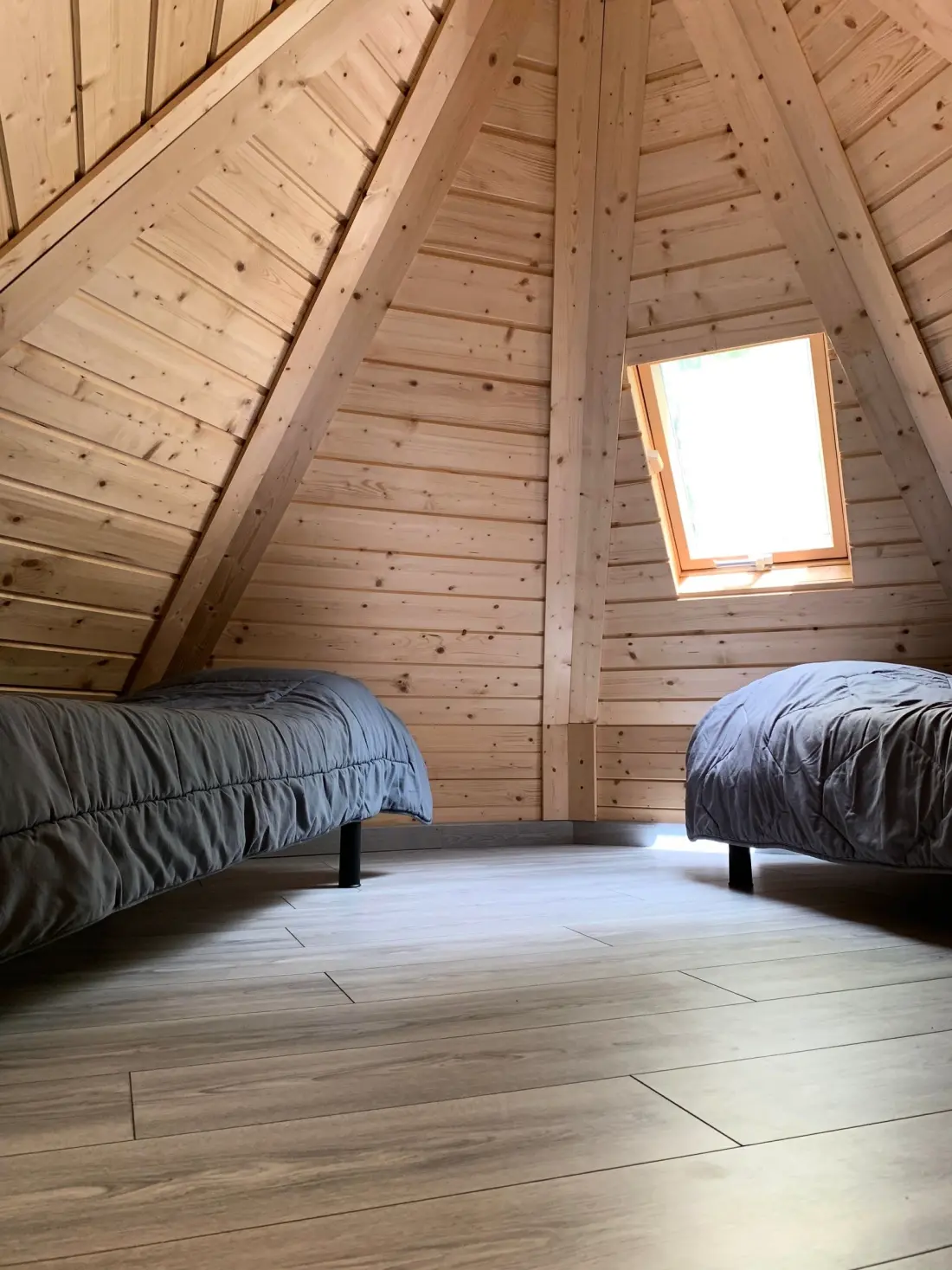 Camping L'Étang du Pays Blanc 4 étoiles★★★★