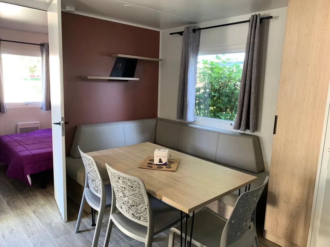 Camping L'Étang du Pays Blanc 4 Estrellas★★★★