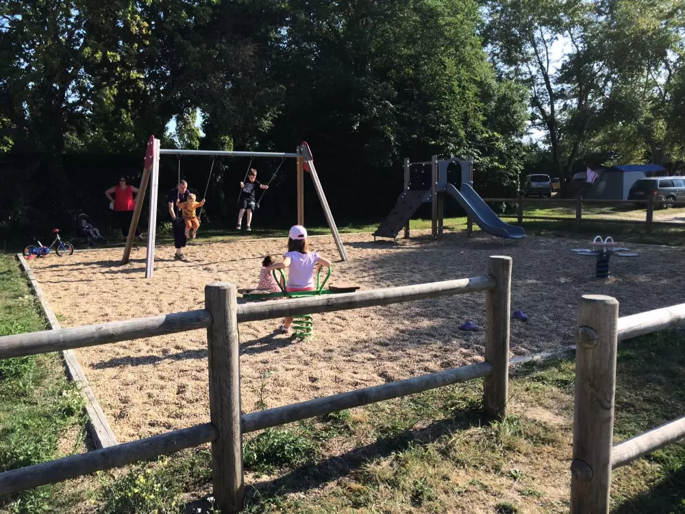 Campsite LA FONTAINE 3 Csillagok★★★